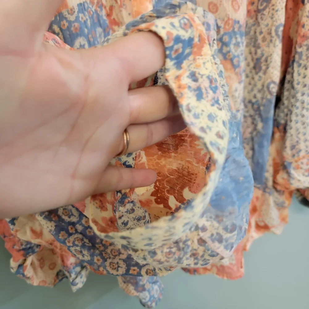 SOLD DO NOT BUY Batwing Floral Button Up Top Womens XL Boho Patch Festive - Picture 6 of 14